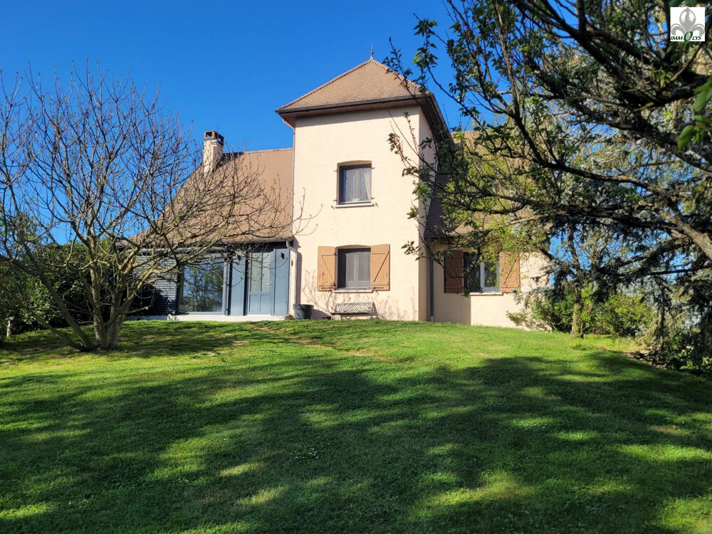 Spacieuse maison, proche Chalon-Sur-Saône