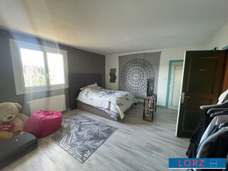  Maison � vendre 8 pi�ces 327 m�