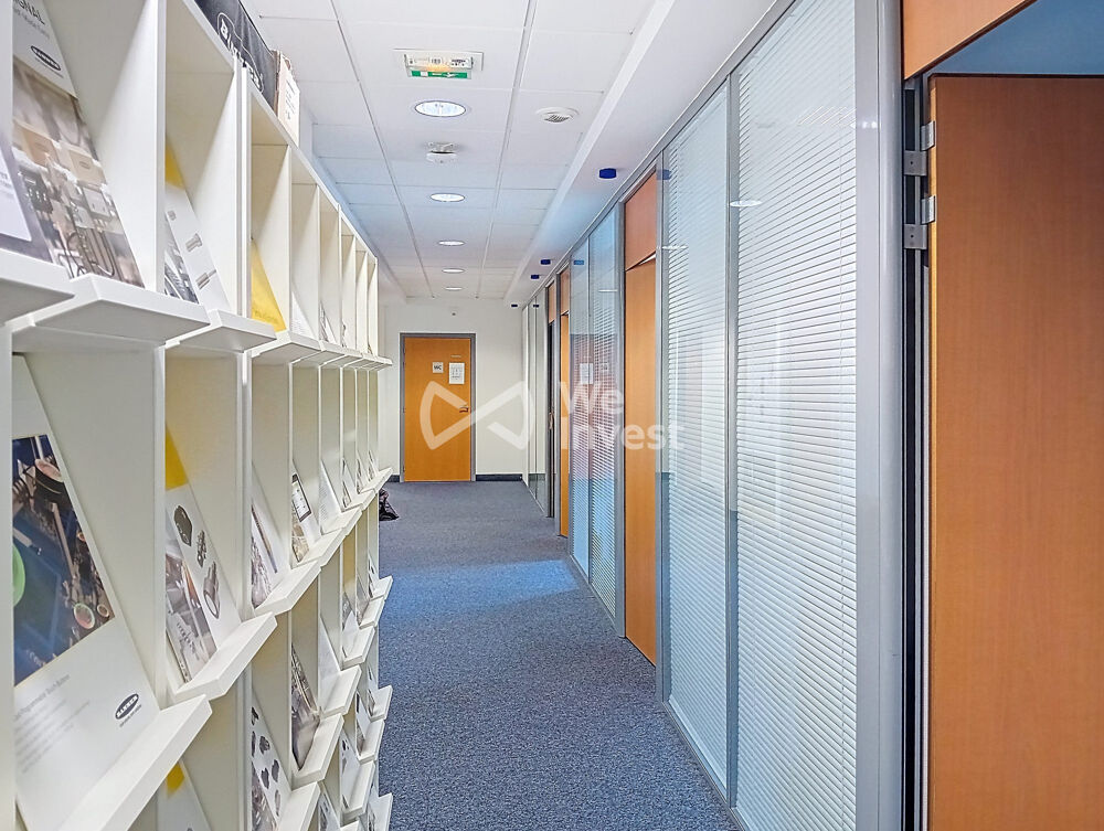   Immobilier Professionnel à vendre Magny-le-Hongre Magny-le-hongre