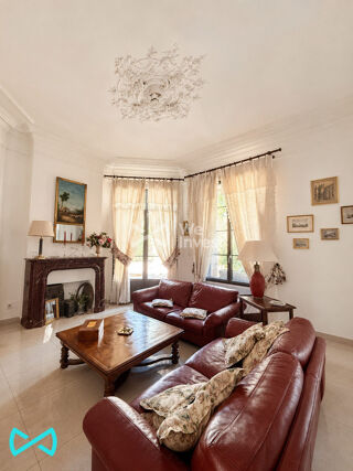  Maison à vendre 8 pièces 264 m²