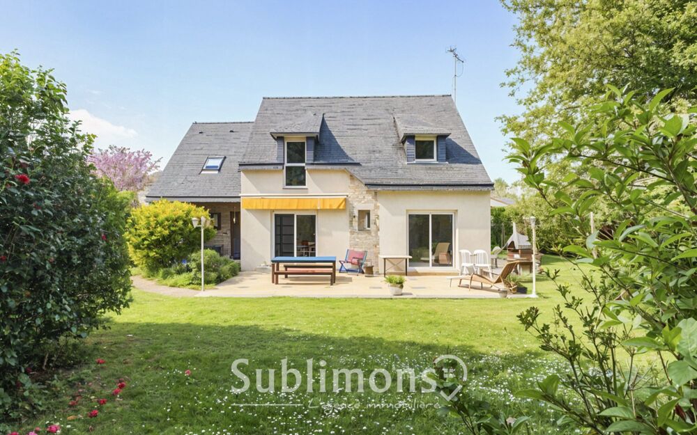 La maison familiale cachée du centre de Peillac
