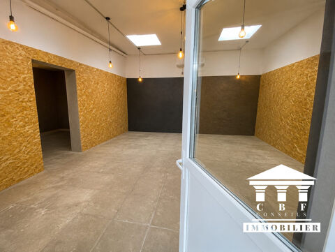   Entrepôt avec espace bureau 