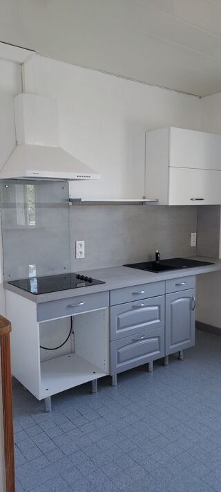  Appartement à louer 4 pièces 71 m²