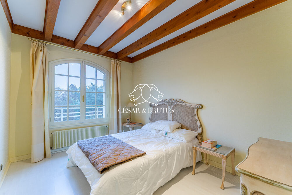 à vendre  Maison Collonges-au-Mont-d'Or (69660)