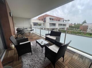  Appartement à louer 3 pièces 63 m²