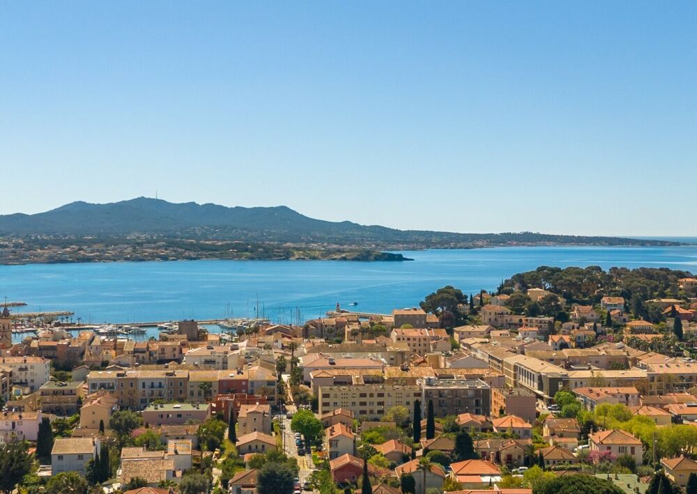 Vente Appartement Exceptionnel T4 en dernier étage Sanary-sur-mer