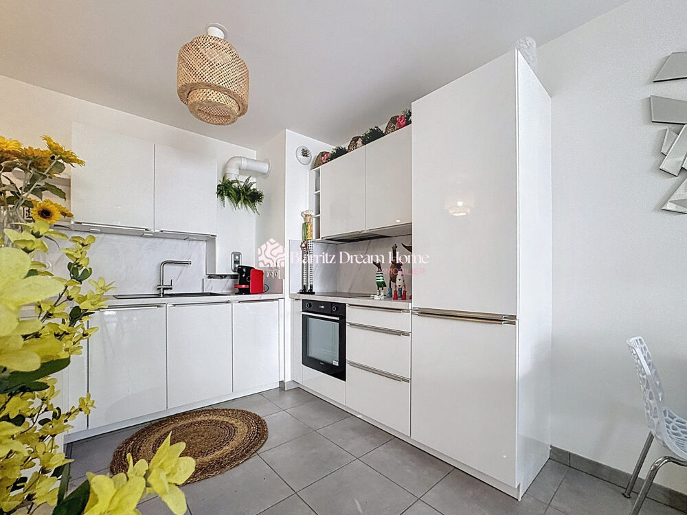 Ravissant T2 aux portes de Biarritz avec terrasse et parking pri