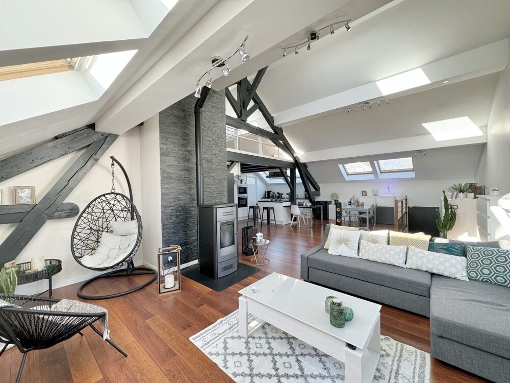 Vente Appartement Superbe loft duplex rénové – 114 m² utiles Cessy