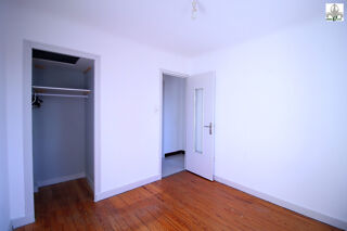  Appartement à louer 3 pièces 60 m²