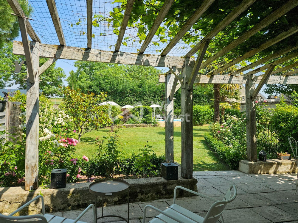 Propriété de charme avec activité touristique  Entre Tours