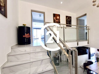  Maison � vendre 6 pi�ces 223 m�