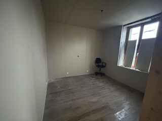  Maison � vendre 10 pi�ces 180 m�