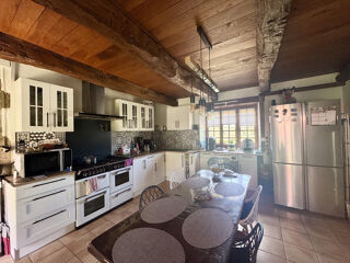  Maison  vendre 8 pices 130 m