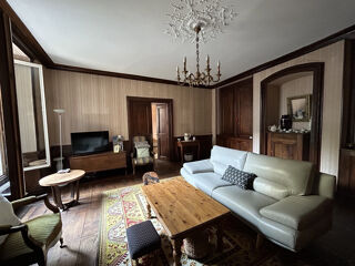  Immeuble � vendre 15 + pi�ces 561 m�