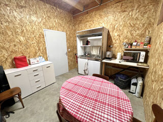  Appartement � vendre 3 pi�ces 250 m�