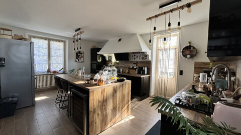   Maison � Saint Augustin en Corr�ze Maison - 8 pi�ce(s) - 166 m�