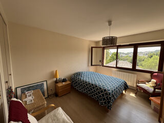  Appartement � vendre 5 pi�ces 85 m�