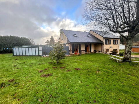   Maison  Mestes en CORREZE Maison - 9 pice(s) - 170 m