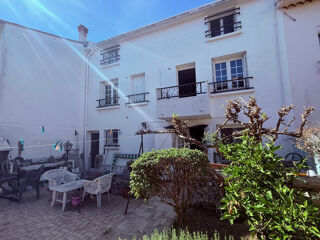  Maison � vendre 8 pi�ces 195 m�