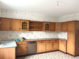  Appartement à louer 4 pièces 117 m²