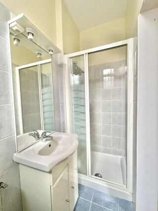  Appartement à louer 1 pièce 21 m²