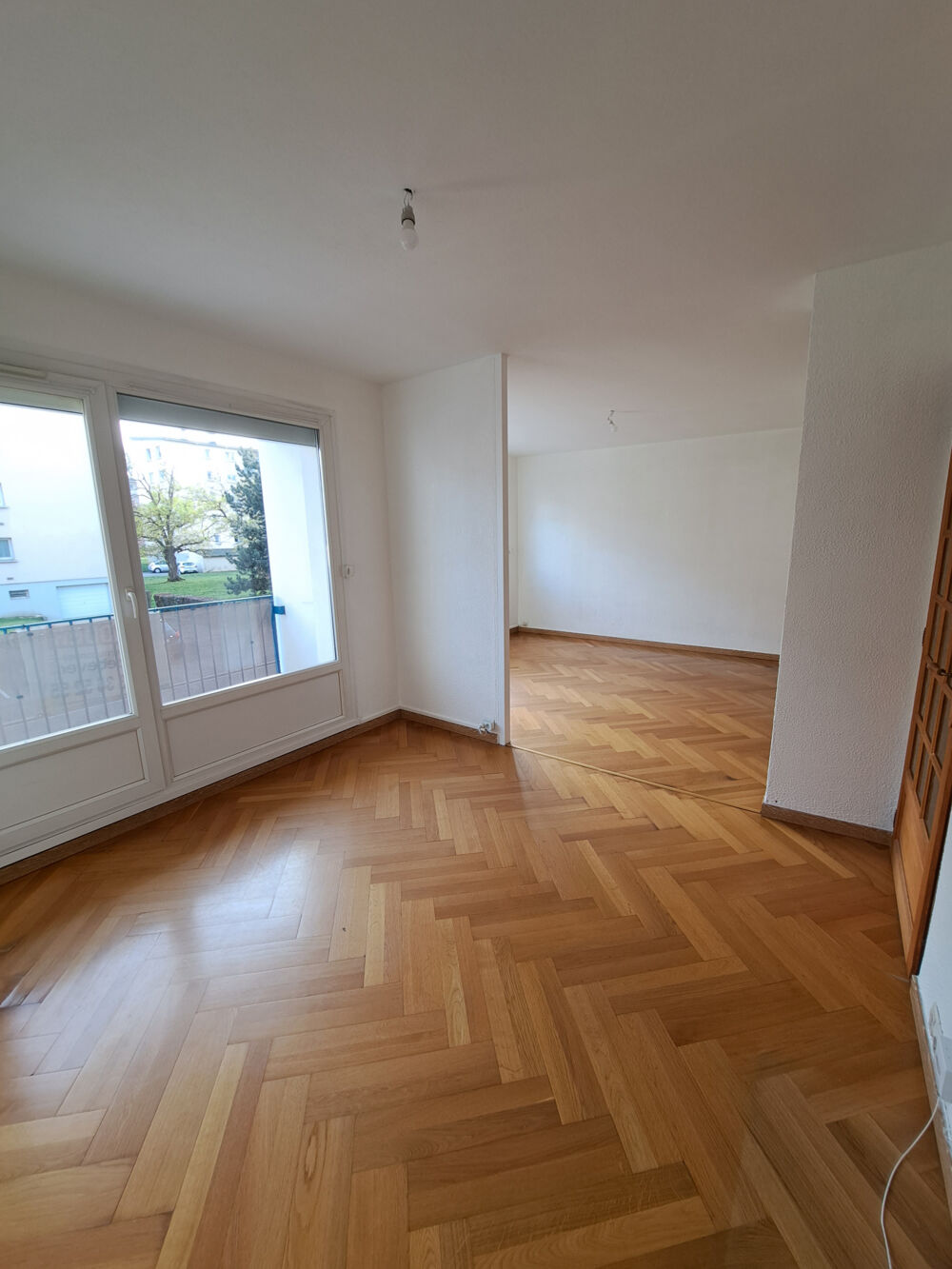 Location Appartement rue Washington - St MAX St max