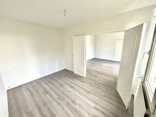  Appartement à louer 3 pièces 57 m²