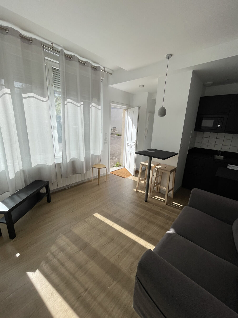 Location Appartement NANCY - RUE DE LA COTE - F2 MEUBLE Nancy