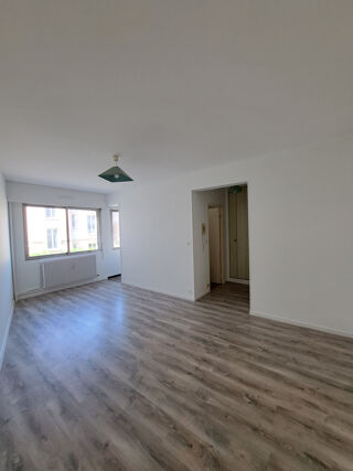  Appartement à louer 1 pièce 26 m²