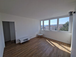  Appartement à louer 3 pièces 58 m²