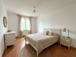 Appartement à louer 4 pièces 117 m²