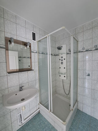  Appartement à louer 3 pièces 58 m²