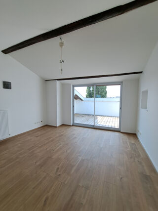  Appartement à louer 3 pièces 55 m²