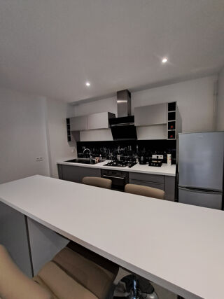  Appartement à louer 3 pièces 69 m²