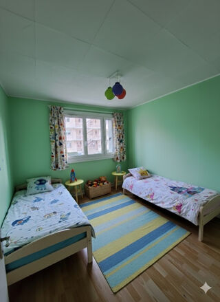  Appartement � louer 4 pi�ces 82 m�