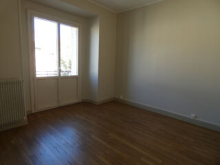  Appartement à louer 3 pièces 62 m²