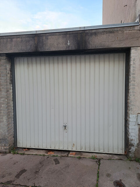  Parking / Garage � louer 