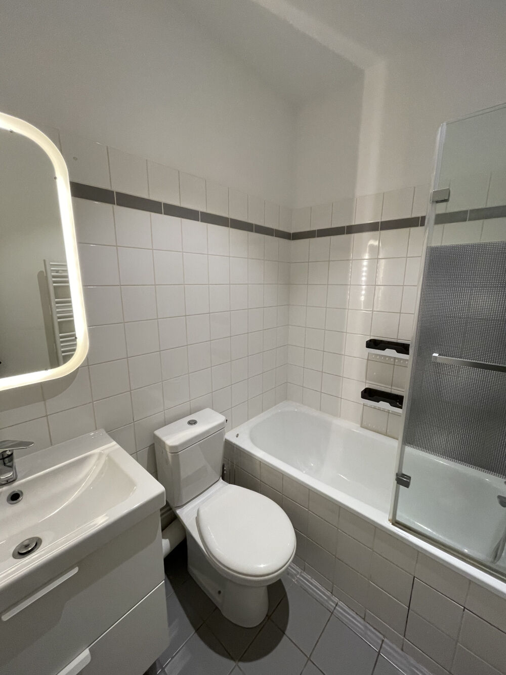 Location Appartement NANCY - RUE DE LA COTE - F2 MEUBLE Nancy