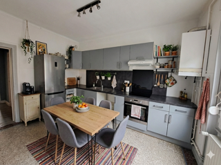  Appartement à louer 3 pièces 64 m²