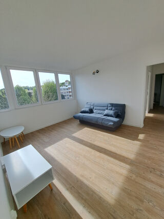  Appartement à louer 3 pièces 58 m²