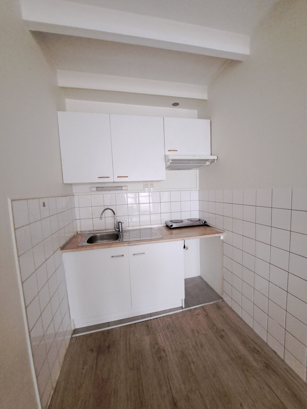 Location Appartement NANCY - RUE ST JULIEN - STUDIO MEZZANINE - NON MEUBLE Nancy