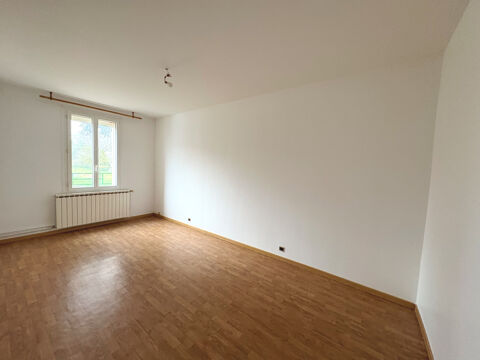  Appartement � louer 4 pi�ces 117 m�