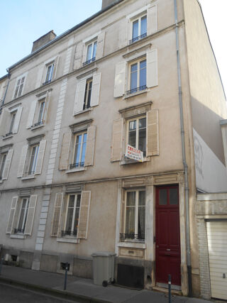  Appartement à louer 3 pièces 48 m²