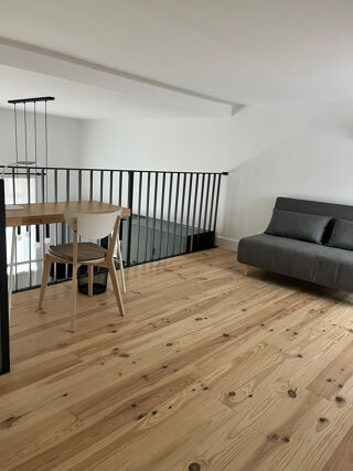 Appartement à louer 2 pièces 52 m²