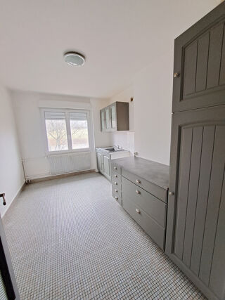  Appartement à louer 3 pièces 69 m²