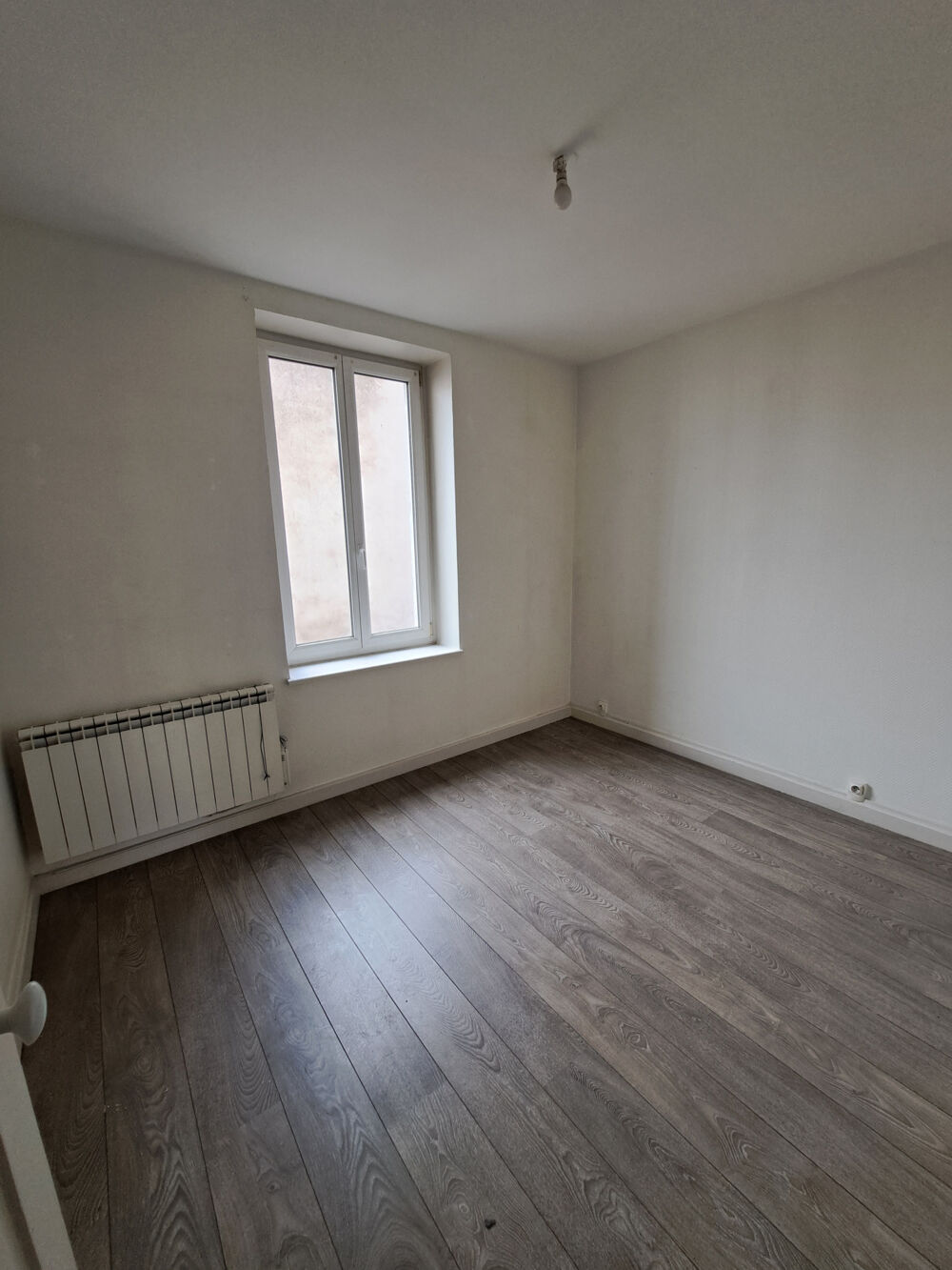 Location Appartement Dans un quartier dynamique proche des 2 rives, école d'archi et trolley bus Nancy