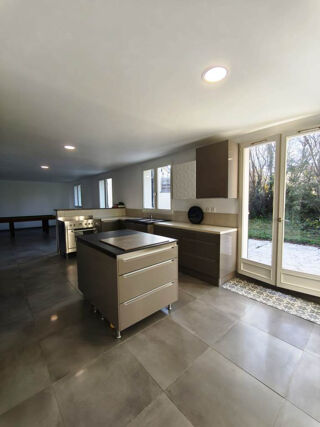  Maison � vendre 6 pi�ces 170 m�