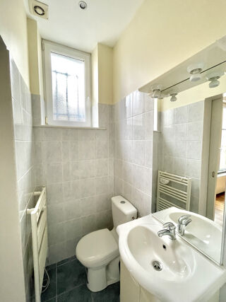  Appartement à louer 1 pièce 21 m²