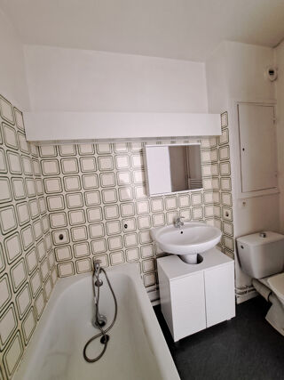  Appartement à louer 2 pièces 36 m²