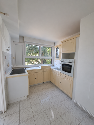  Appartement à louer 3 pièces 58 m²